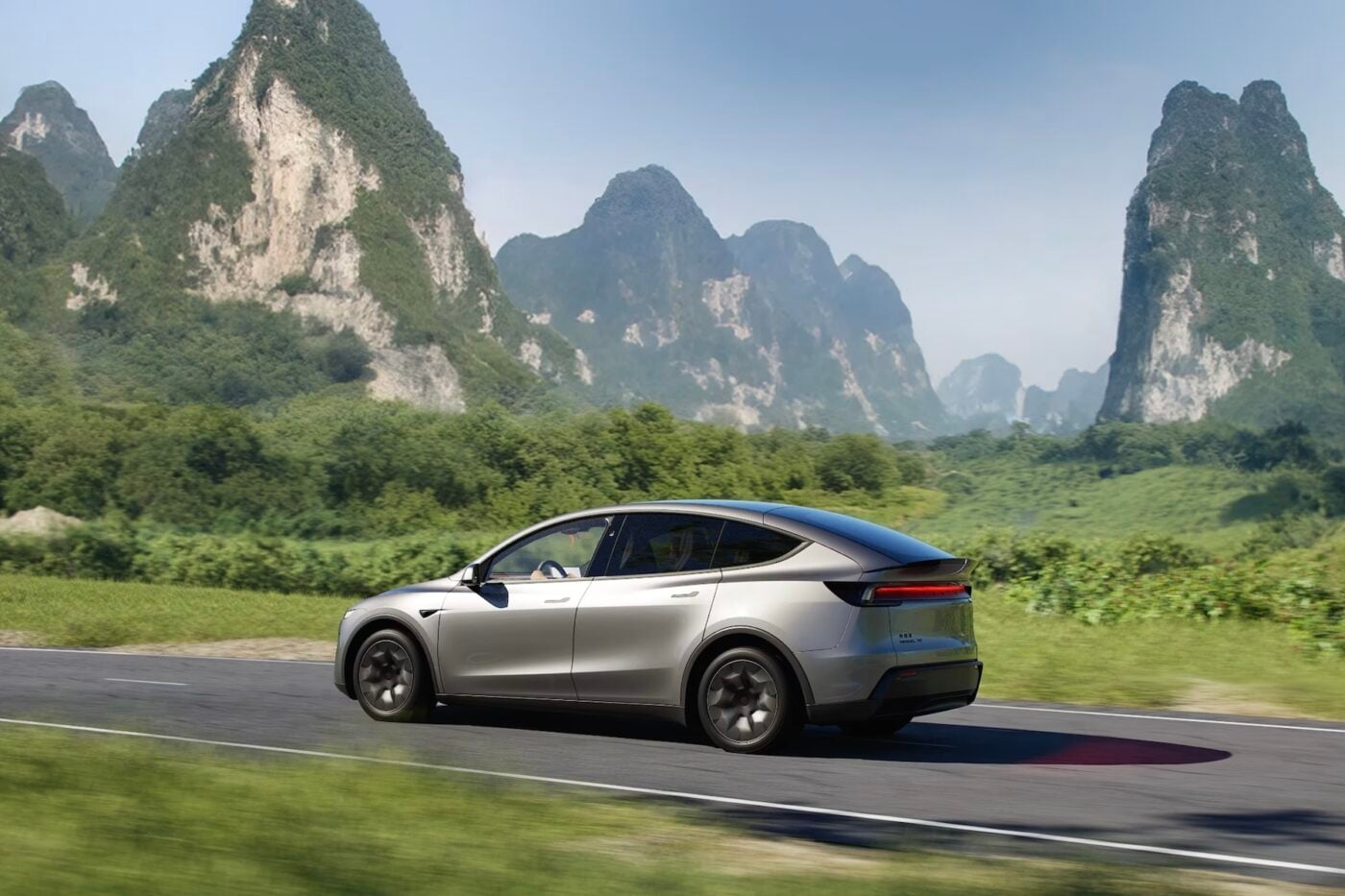 Tesla, Tesla Model Y, Tesla launches long-wheelbase Model Y L in the USA