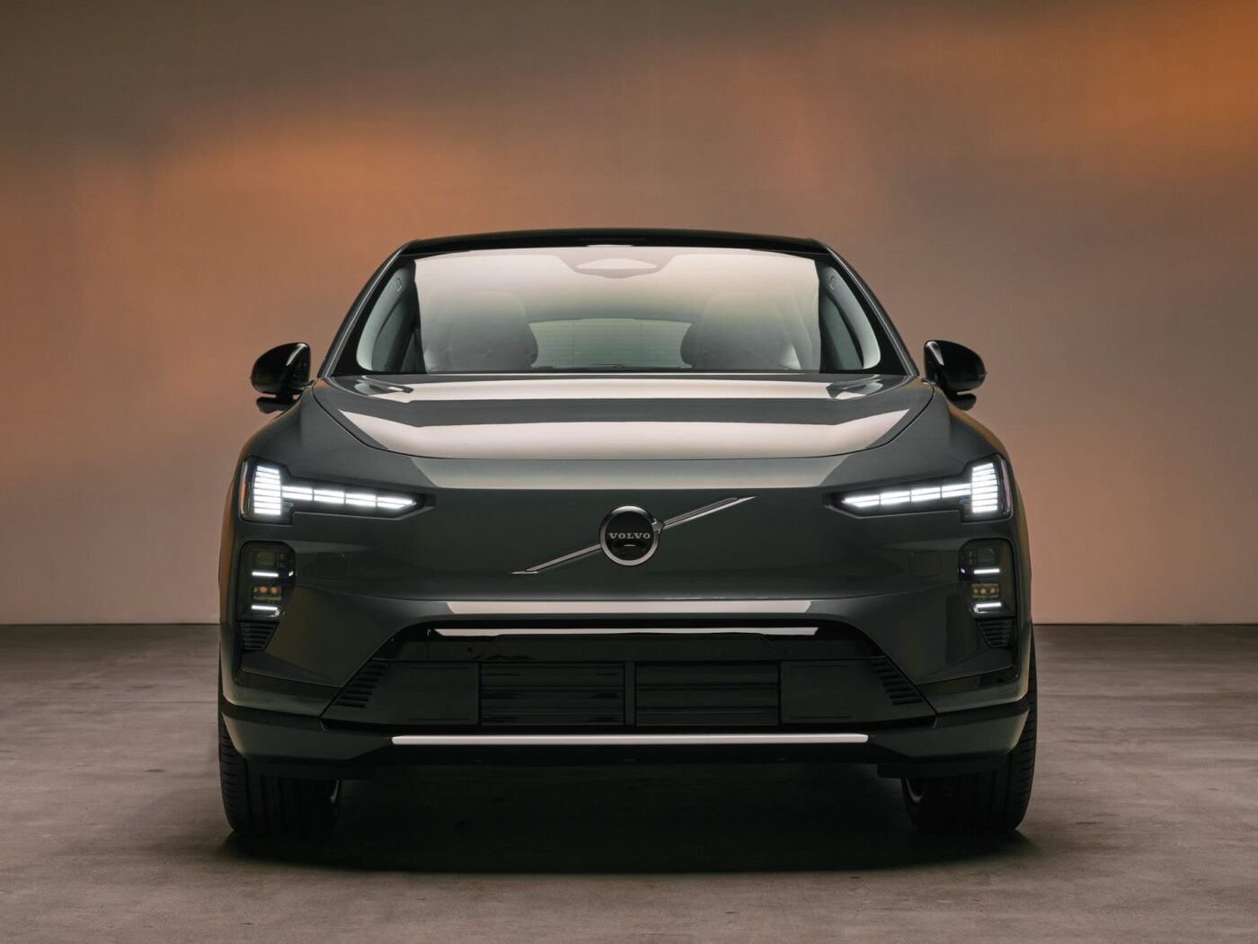 Volvo, Volvo opens US order books for EX60