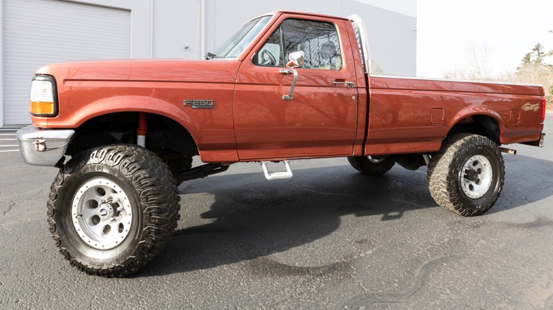 Most Speedometers Are Inaccurate, But Is GPS Any Better?