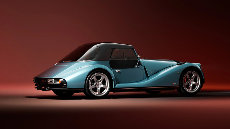 Morgan Supersport 400 Is The Company's Most Powerful Vintage-Look Roadster Yet