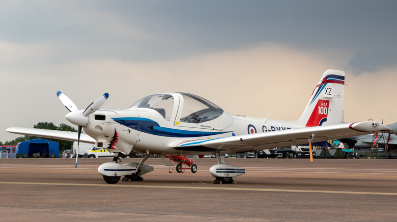 No-Fun Finns Penalize Pilots For Penis-Shaped Flight Paths