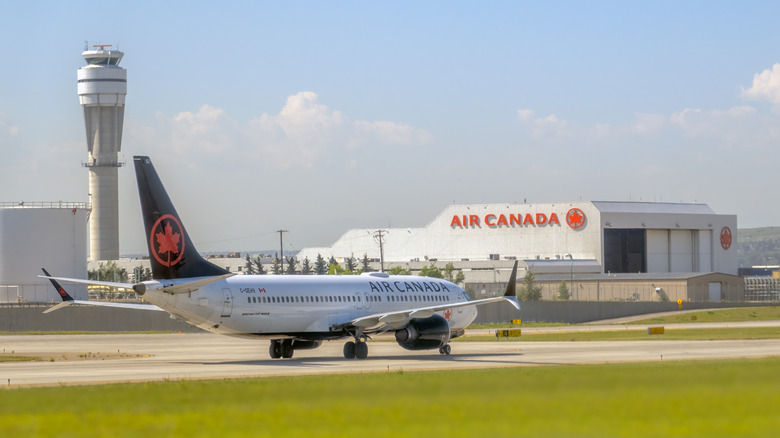Airline Pilot Arrested For Allegedly Flying With Fake License For 17 Years