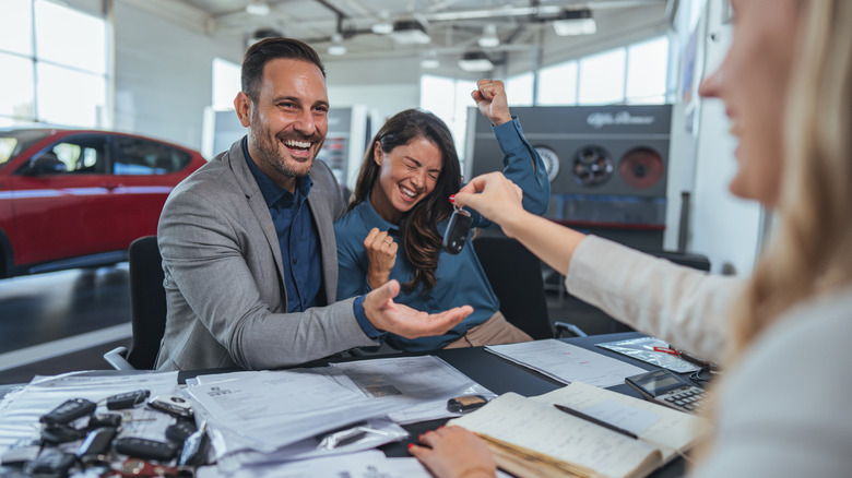 Almost A Quarter Of New Car Buyers Got 7-Year Loans Last Quarter