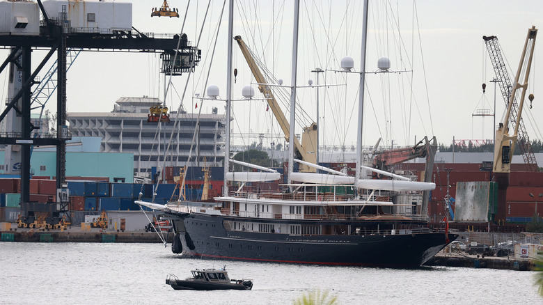 Bezos Is Ditching His Record-Breaking Mega Yacht Because Its Just Too Big