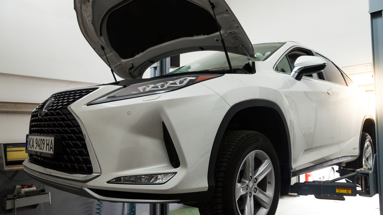 Can I Get My Lexus Serviced At A Toyota Dealership?