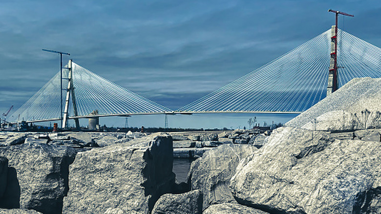 Canadians Say 'Screw It,' Plan To Open Gordie Howe Bridge Without Ribbon Cutting Ceremony
