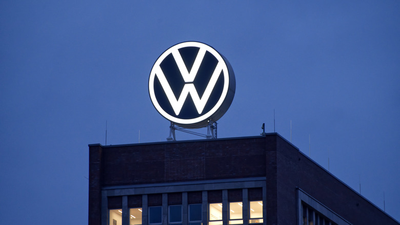 EX-VW Employees Arrested For Insider Trading Over Rivian Joint Venture