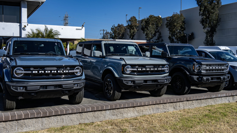 Ford Dealership, Former Owner Accused Of Rolling Back A Bronco's Mileage By More Than 50% Before Selling It