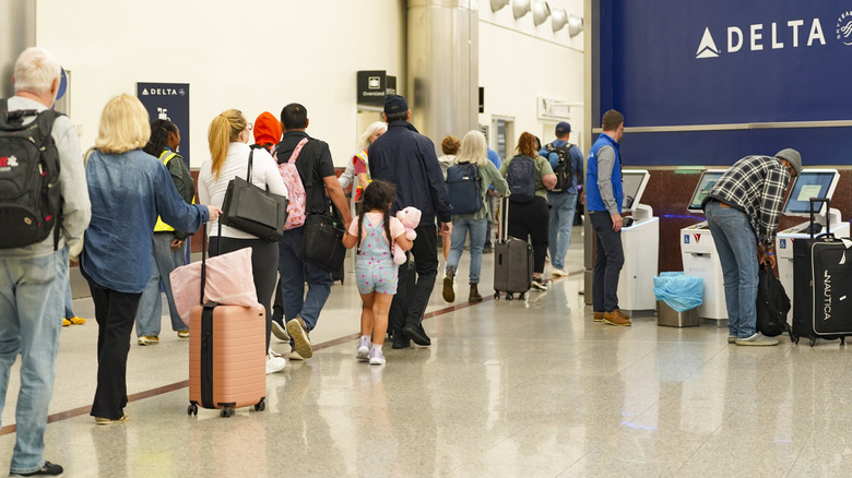Hartsfield-Jackson Might Replace TSA With Private Security After Shutdown Walkouts