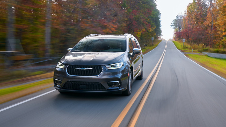 Here's How Much A 2021 Chrysler Pacifica Hybrid Has Depreciated In 5 Years