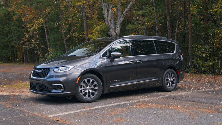 Here's How Much A 2021 Chrysler Pacifica Hybrid Has Depreciated In 5 Years