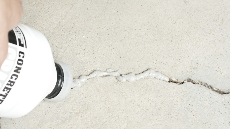 How To Fix Unsightly Concrete Cracks Like A DIY Master