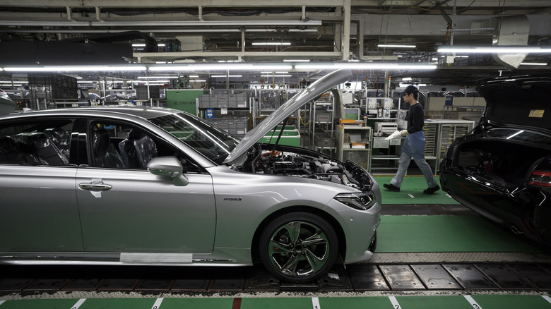 How Japan's Production Culture Helped Toyota Build A Reputation For 300,000-Mile Cars