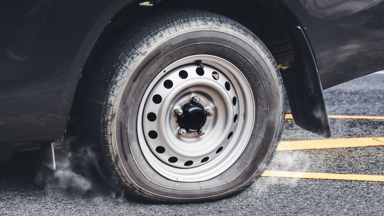 If You Just Filled Up Your Tires With Air And The Light Stays On, This Might Be Why