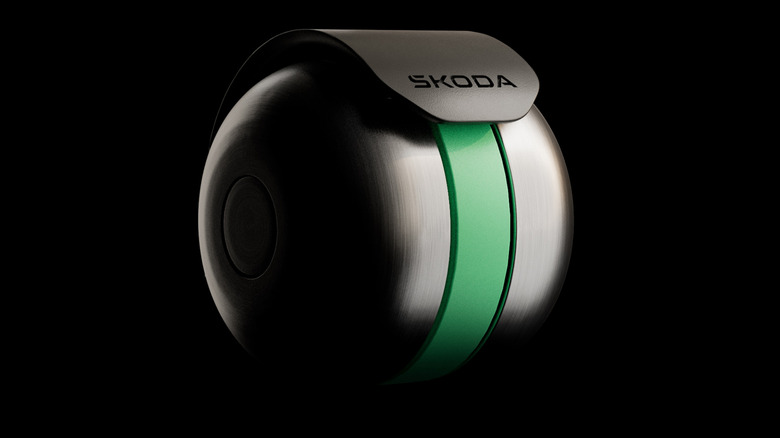 Škoda's Brilliant New Bicycle Bell Penetrates The Noise Cancelling Headphones Of Ignorant Pedestrians