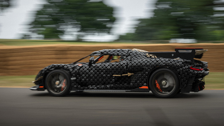 Lego's Full-Size Koenigsegg Sadair's Spear Took On Goodwood Hill Climb And Set A New Speed Record