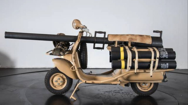 The French Army Tapped Vespa To Make This Tiny Tactical War Machine For Its Paratroopers