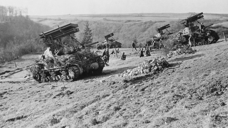 The Sherman Tank Calliope Strapped 60 Rocket Tubes To A WWII Medium Tank's Turret