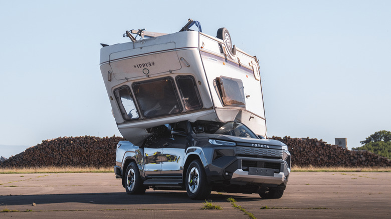 Toyota, Toyota Hilux, Toyota Recreated The 'Top Gear' Hilux Torture Test With A New Hilux, And It Survived Too