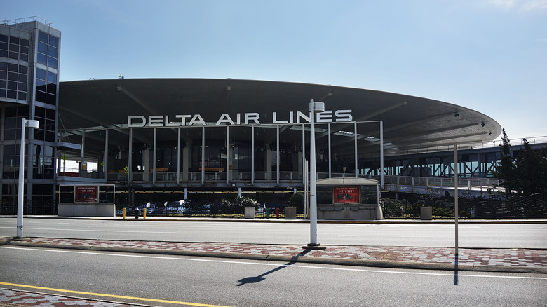Which Dead Airline Needs To Return To The Skies?