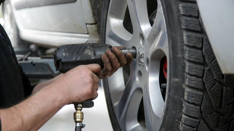 Why You Don't Want To Use Car Tires On A Trailer