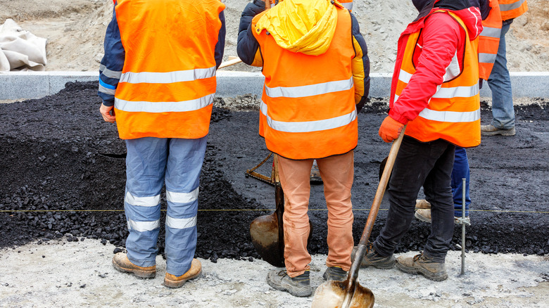 Why Construction Zone Signs Are Orange While Every Other Warning Sign Stays Yellow