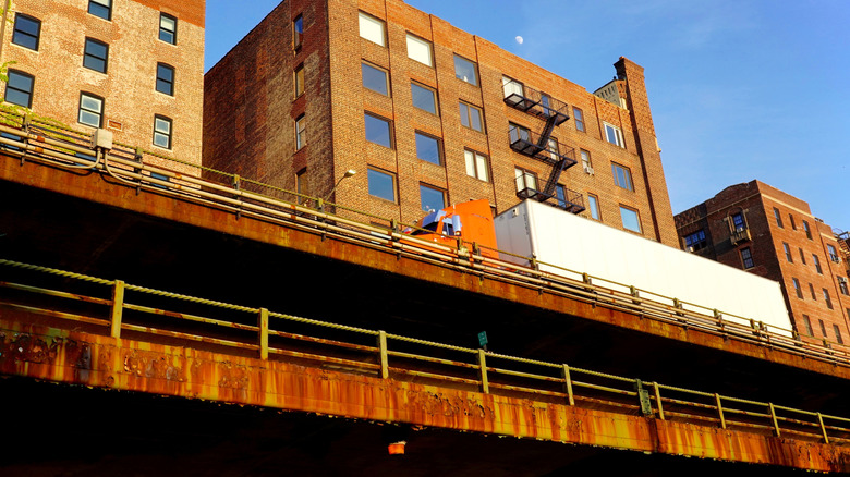 Zohran Mamdani's Plan To Fix The Crumbling Brooklyn-Queens Expressway Is Bad, But It's The Best We Can Get