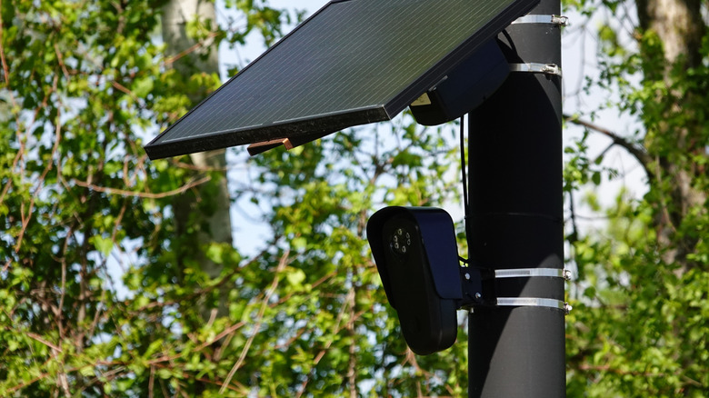 3D-Printed Flock Sock Covers Flock Cameras To, Uh, Protect Them From UV Rays