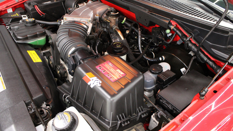 5,700-Mile 1999 Ford F-150 SVT Lightning For Sale Is The Supercharged (But Pricey) Work Truck Of Your Dreams