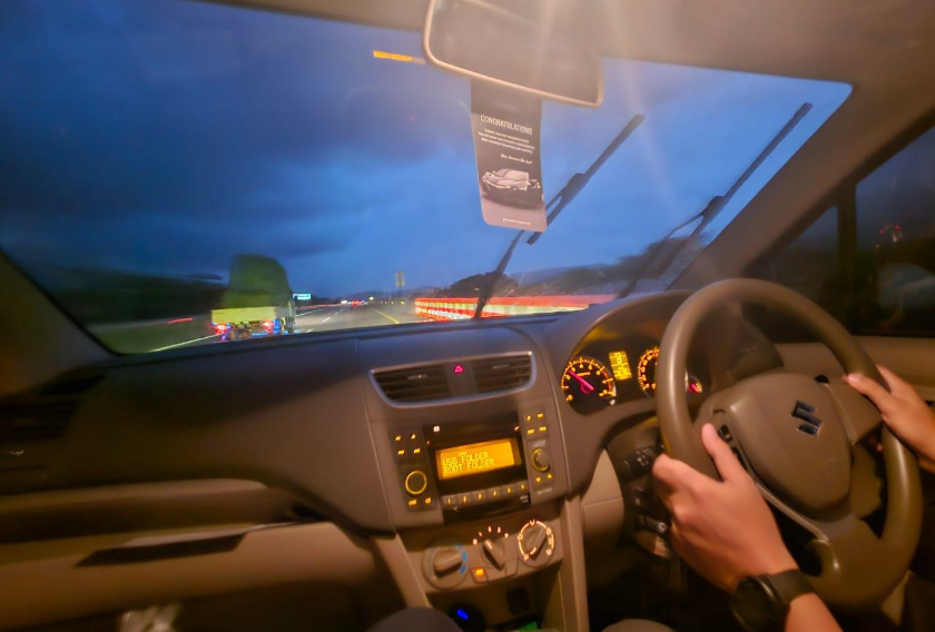 Jangan Asal Nyala, Ini Fungsi Lampu dan Sinyal Kendaraan yang Wajib Diketahui