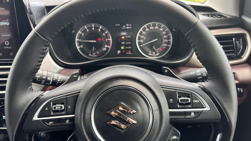 Suzuki Fronx Tampil Menawan di Interior, Banyak Tombol Fiturnya!