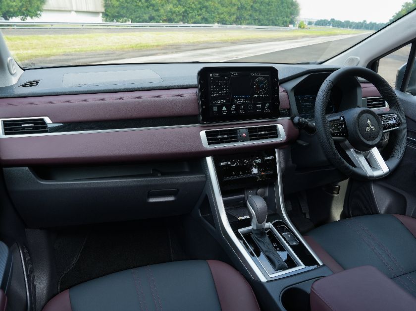 Jangan Kaget, Mitsubishi Xpander Cross Punya Tampilan Baru, Plus Ada Fitur Antiselip di Jalan Licin