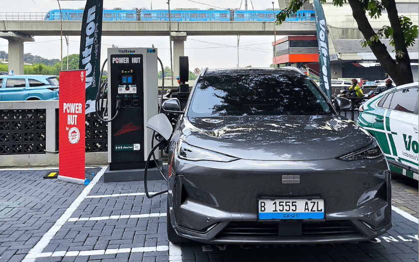 Pemilik Mobil EX 5 Kini Aman, Geely dan Voltron Sediakan Jaringan SPKLU di Semua Dealer
