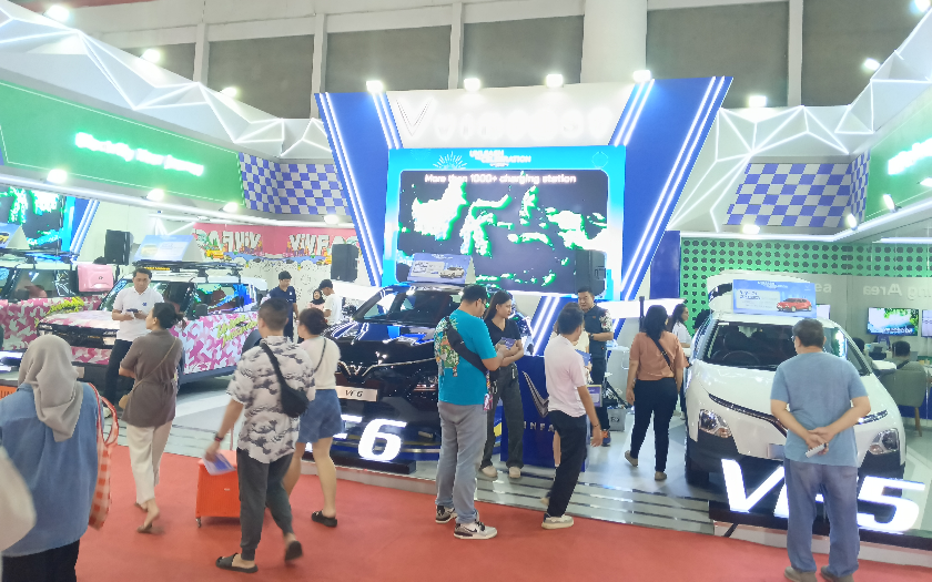 Jangan Lewatkan, Beli VinFast VF 6 di Jakarta Fair 2025, Hadiahnya Voucher &amp; Samsung Z Fold 6