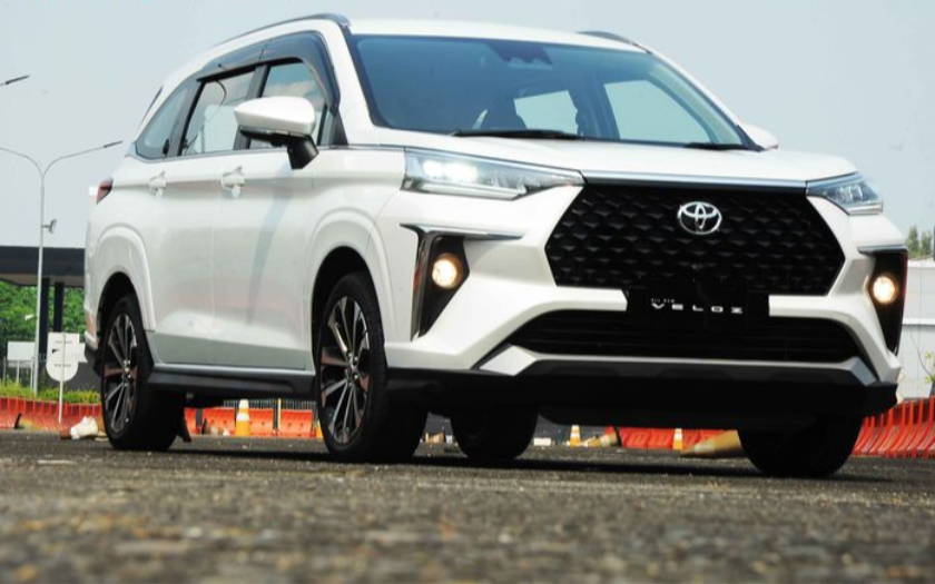 Toyota Indonesia Hapus Varian Veloz Bensin, Kini Hanya Tersedia Pilihan Hybrid