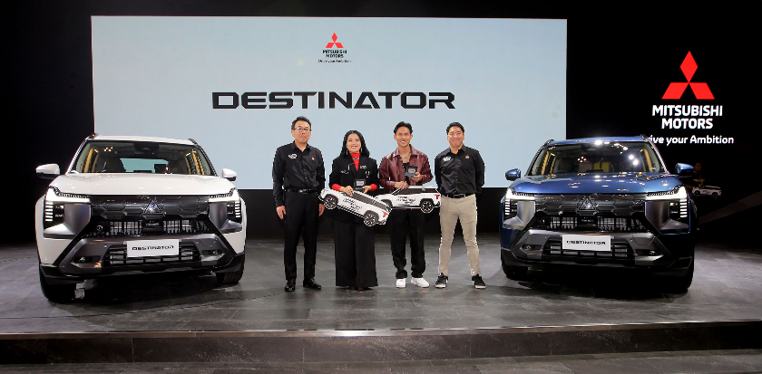 Mitsubishi Serahkan 50 Unit Destinator Kepada Konsumen. Sekaligus ke Shabrina dan Fajar  Indonesian Idol Season XIII