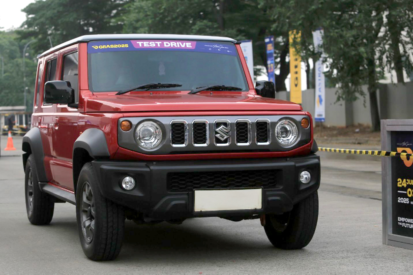 Asyik Nih, Test Drive Suzuki Fronx Seluruh Tipe Gratis di GIIAS 2025, Bisa Bawa Pulang Logam Mulia 5 atau 10 Gram