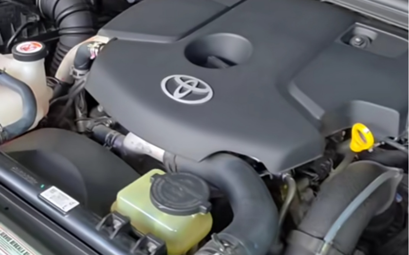 Nyari Mobil Bekas Diesel Mesin Garing? Ada Nih Toyota Innova Reborn G AT 2019, Km Baru 6 Ribuan, Spesial di BOB PIK 2