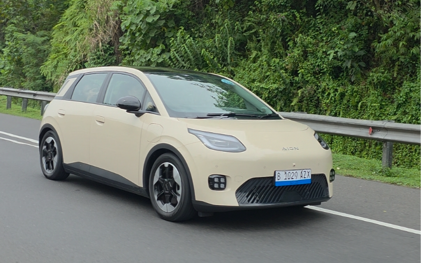 AION UT Unggul di Segmen Medium Hatchback EV, Penjualannya Melonjak 20 Persen