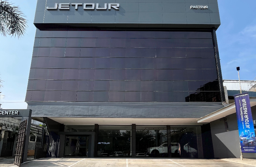 Jetour Buka Showroom di Pasteur Bandung, Nggak Cuma Melayanai 3S Tapi 4S