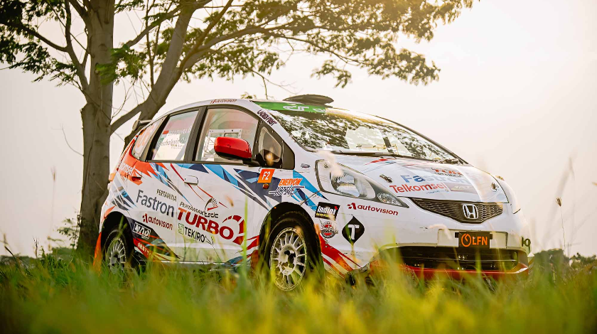 Diva Zahra Relakan Sesi Practice dan Shakedown Kejurnas Sprint Rally Seri-5, Ternyata Demi Ini