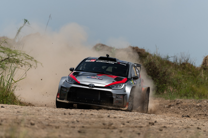 Tunggangi Toyota GR Yaris Rally2, Ryan Nirwan Raih Gelar Juara Nasional Sprint Rally 2025