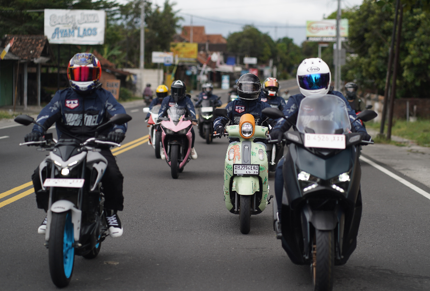 Obat Ganteng Riding Bareng MAXi, Pakai Jaket MAX Prostreet Mark II Aja, Harga Worth It