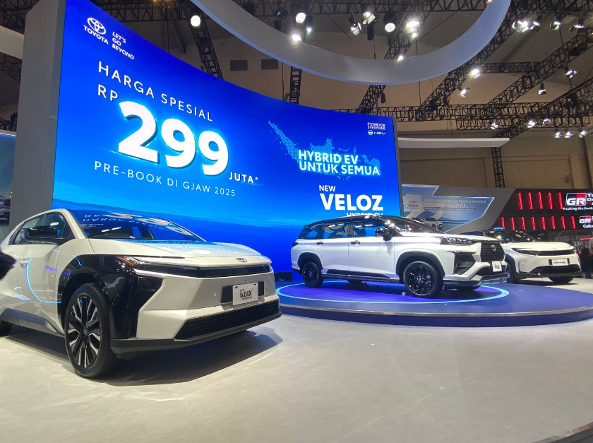 Banjir Promo Toyota di GJAW 2024, Ada Harga Spesial Veloz Hybrid atau Beli Agya Bayar DP Cukup Rp 9 Juta