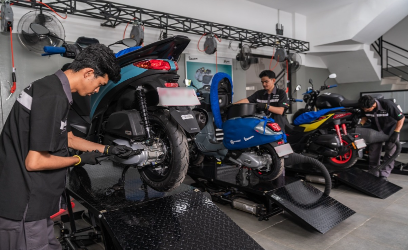 Perluas ke Sumatera, Piaggio Indonesia Membuka Dealer 4 Brand Baru di Pekanbaru