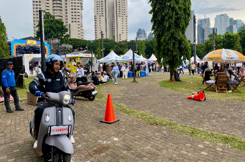 Pecah! Ribuan anak muda Gen Z Kumpul Bareng Skutik Fazzio Hybrid di Festival Musik