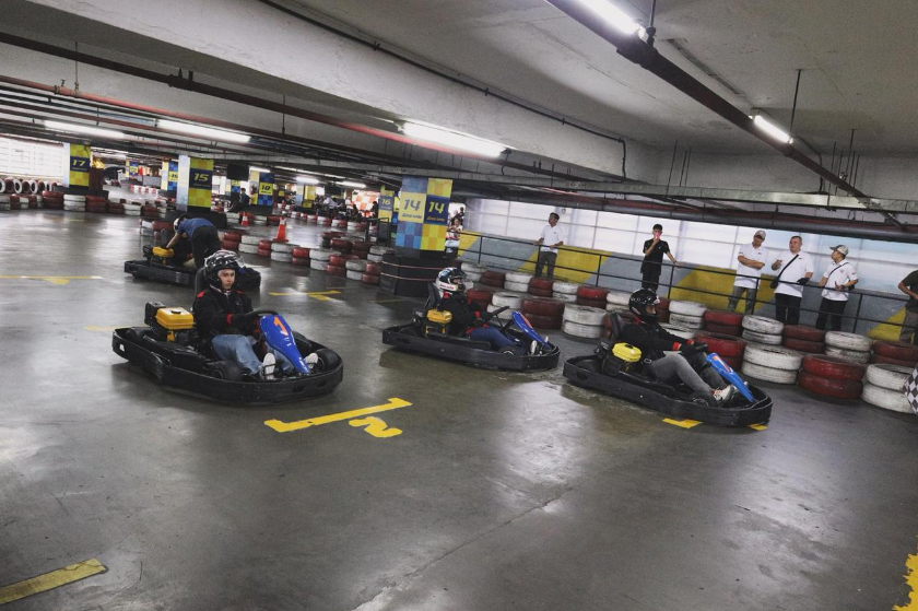 Rayakan Ulang Tahun ke-2, Komunitas GR Enthusiast Adu Balap di Parkiran