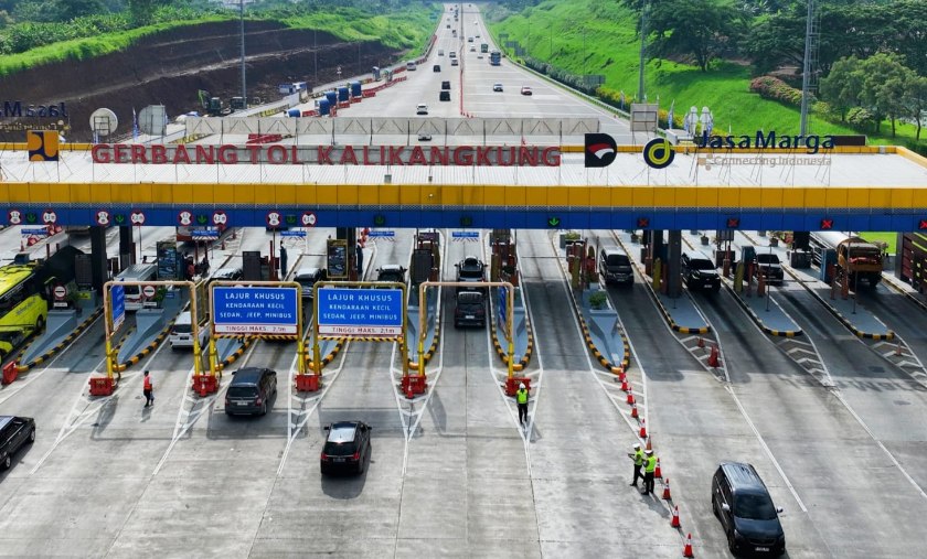 Gerang Tol Kalikangkung Meningkat Tajam, Tembus 2.000 Lebih Mobil Tiap Jam
