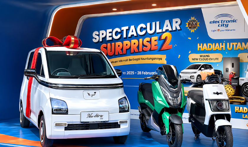 Berkah Ramadan, Wuling dan Electronic City Resmi Serahkan Grand Prize Spectacular Surprise 2