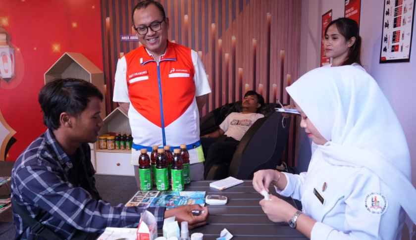 Asyiknya Posko Pertamina 2026 untuk 24 Juta Pemudik Motor, Ada Potong Rambut Gratis